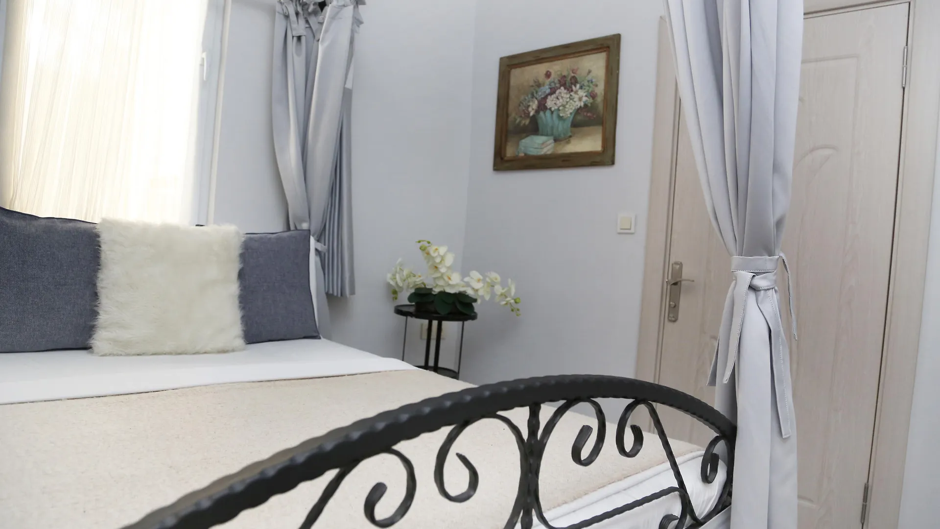 Ditto Flats Istanbul